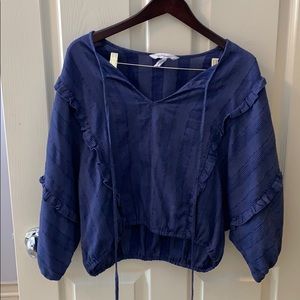 BCBG Long sleeve crop top